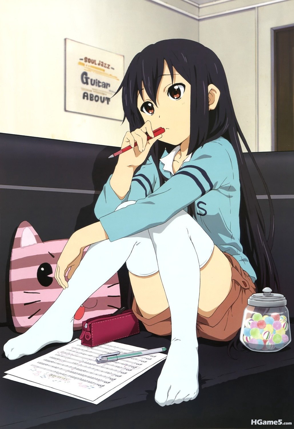 pc33j19ezf0lv21.jpg
