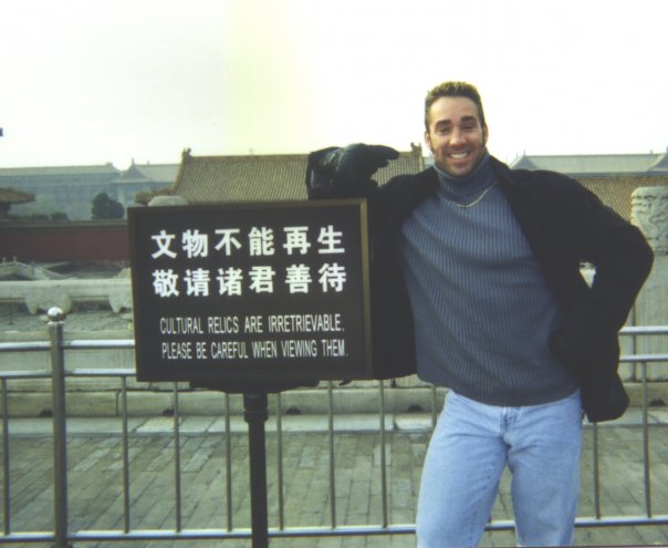 比利来华.jpg