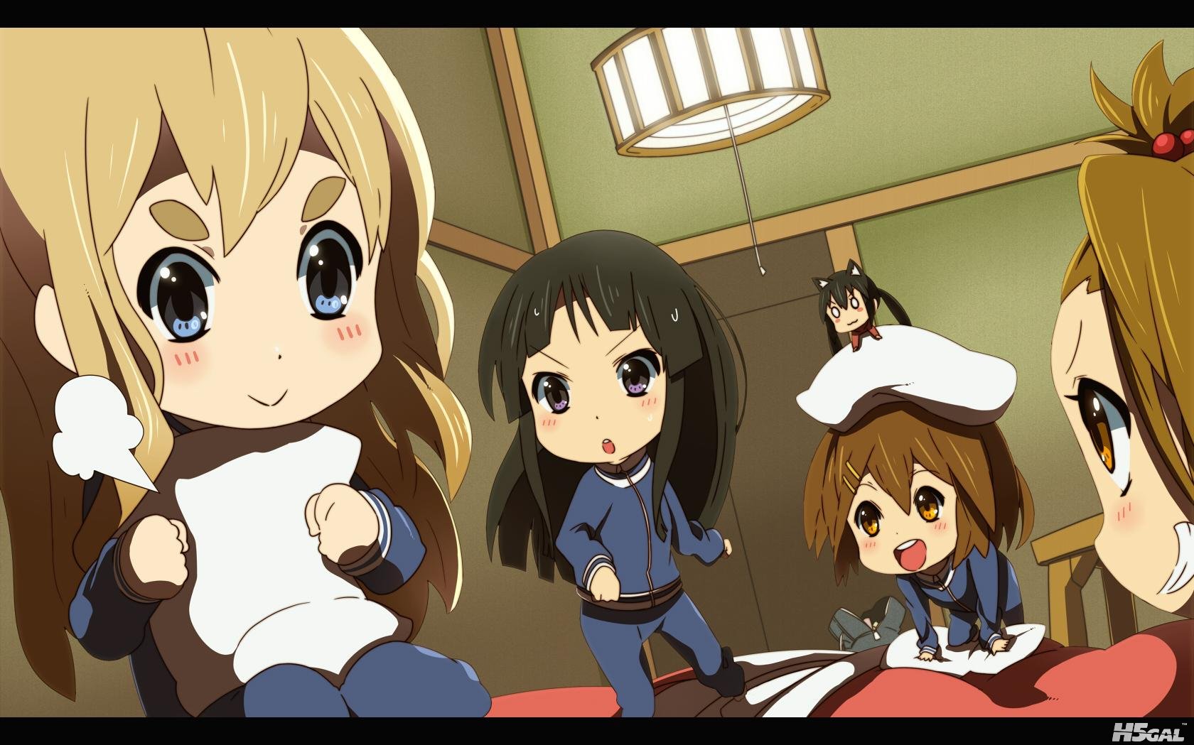 Konachan_com - 74487 akiyama_mio chibi hirasawa_yui k-on! kotobuki_tsumugi nakan.jpg