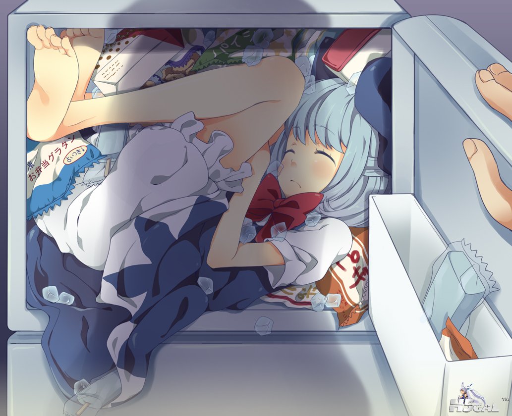 konachan 74585 barefoot blue_hair cirno maki_(natoriumu) touhou.jpg