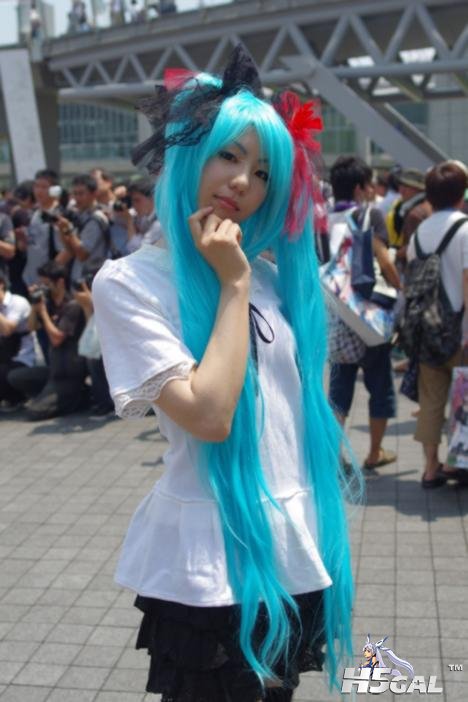 149757__468x_c82-cosplay-day-3-1-030.jpg