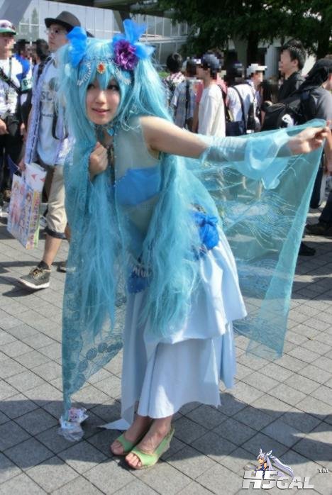 149759__468x_c82-cosplay-day-3-1-032.jpg