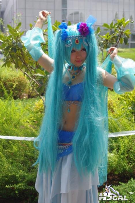 149761__468x_c82-cosplay-day-3-1-034.jpg