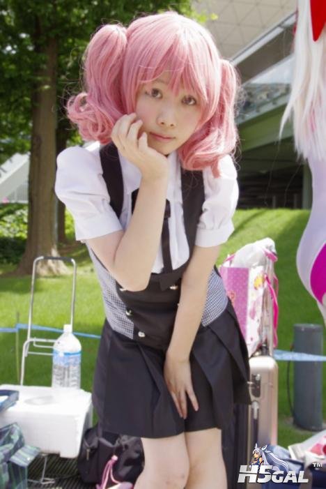 149766__468x_c82-cosplay-day-3-1-039.jpg
