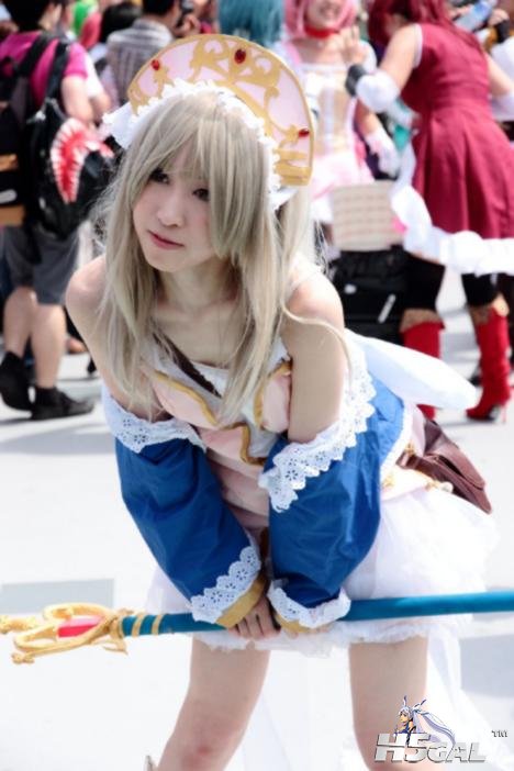 149775__468x_c82-cosplay-day-3-1-048.jpg