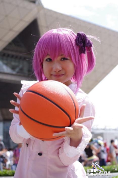 149802__468x_c82-cosplay-day-3-1-075.jpg