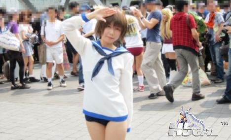 149812__468x_c82-cosplay-day-3-1-085.jpg