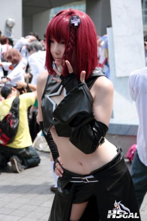 149820__468x_c82-cosplay-day-3-1-093.jpg