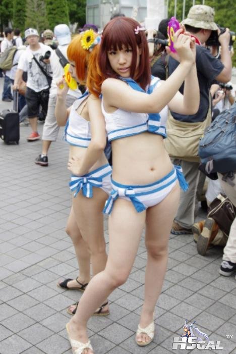 149829__468x_c82-cosplay-day-3-1-102.jpg