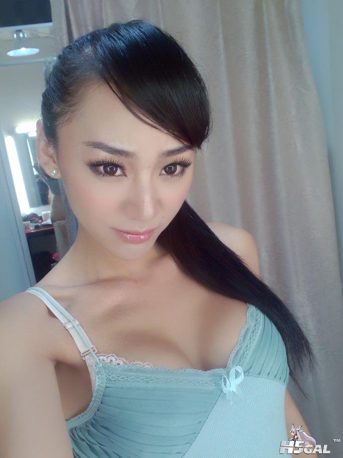 这个女孩叫什么？