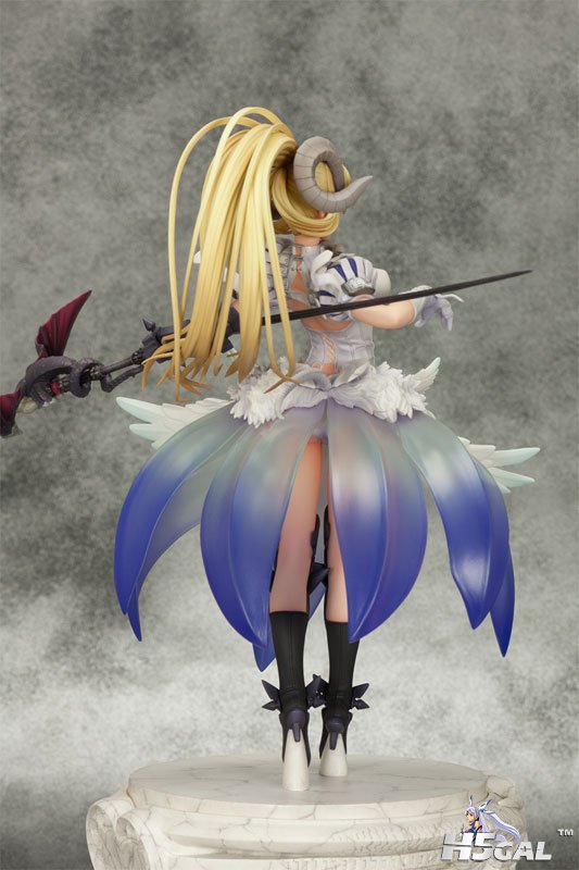 FIG-MOE-7221_07.jpg