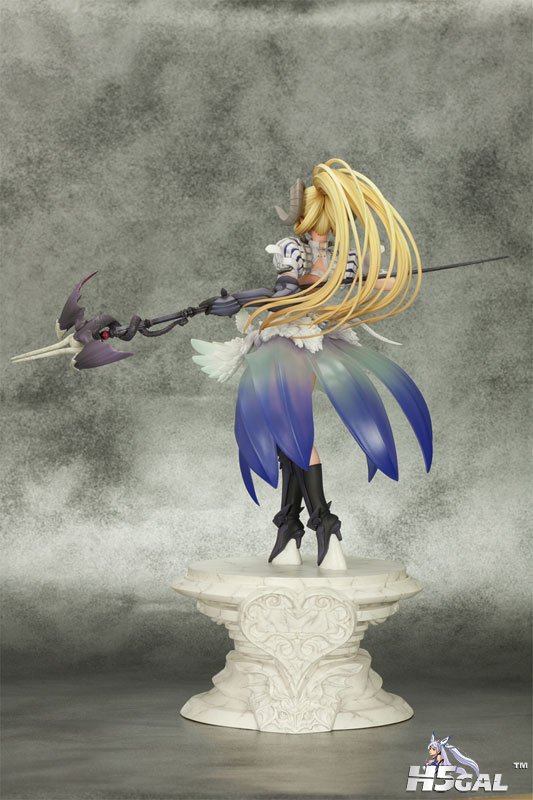 FIG-MOE-7221_03.jpg