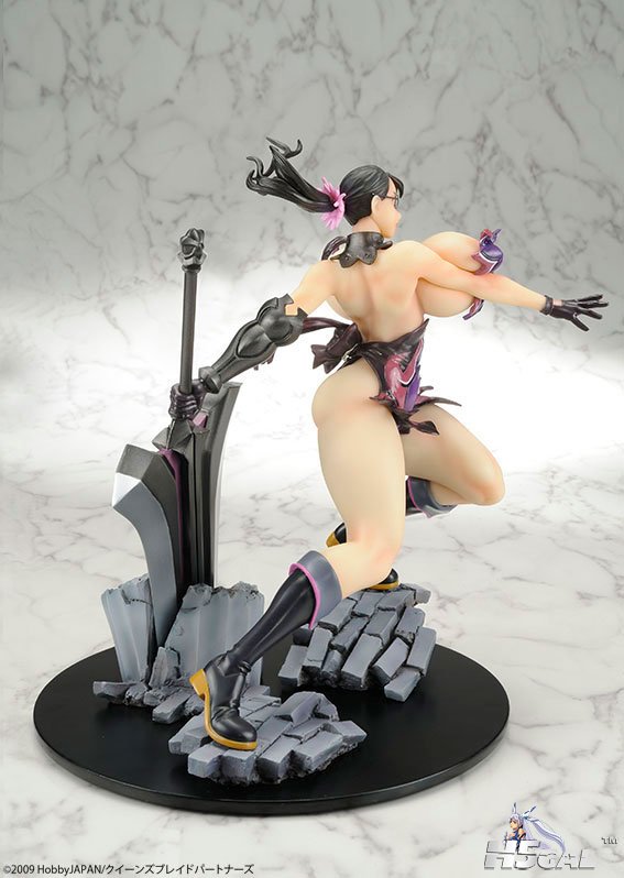 FIG-MOE-7545_04.jpg