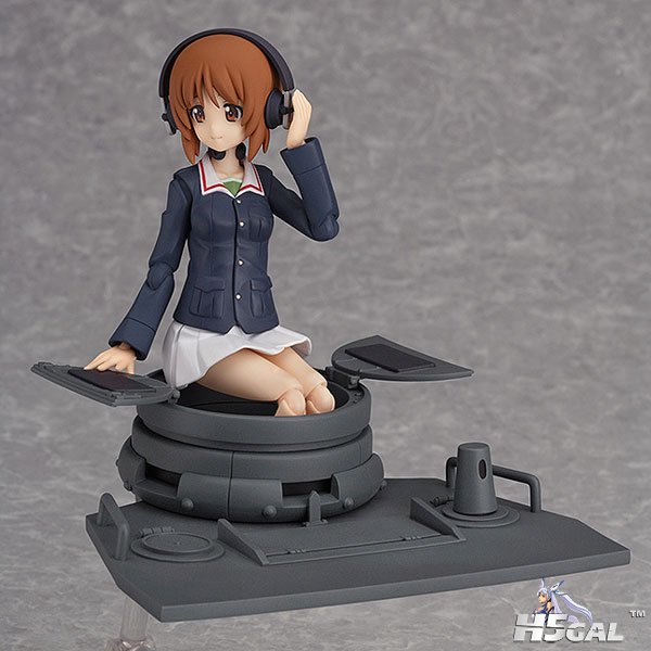 FIGURE-003525_03.jpg