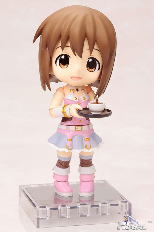 FIGURE-003629_04.jpg