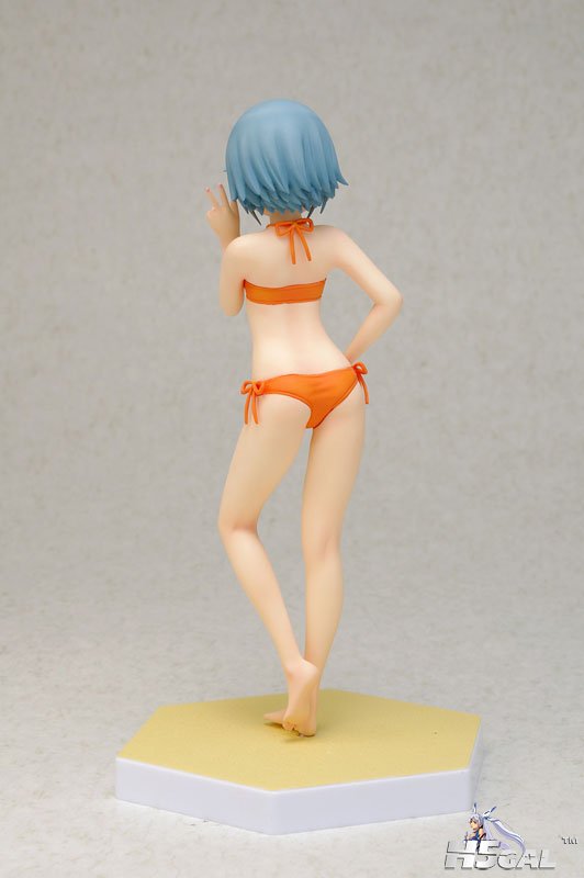 FIGURE-003632_02.jpg