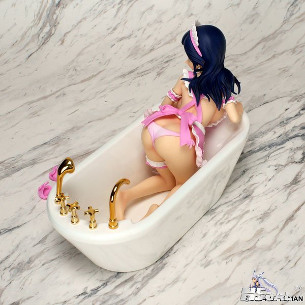FIGURE-003949_03.jpg