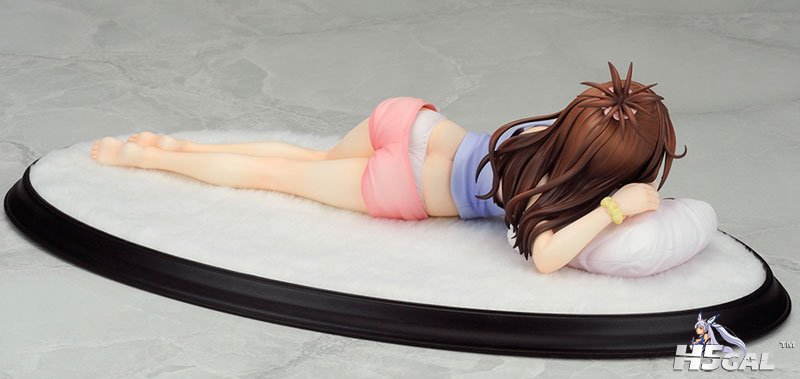 FIGURE-004687_05.jpg